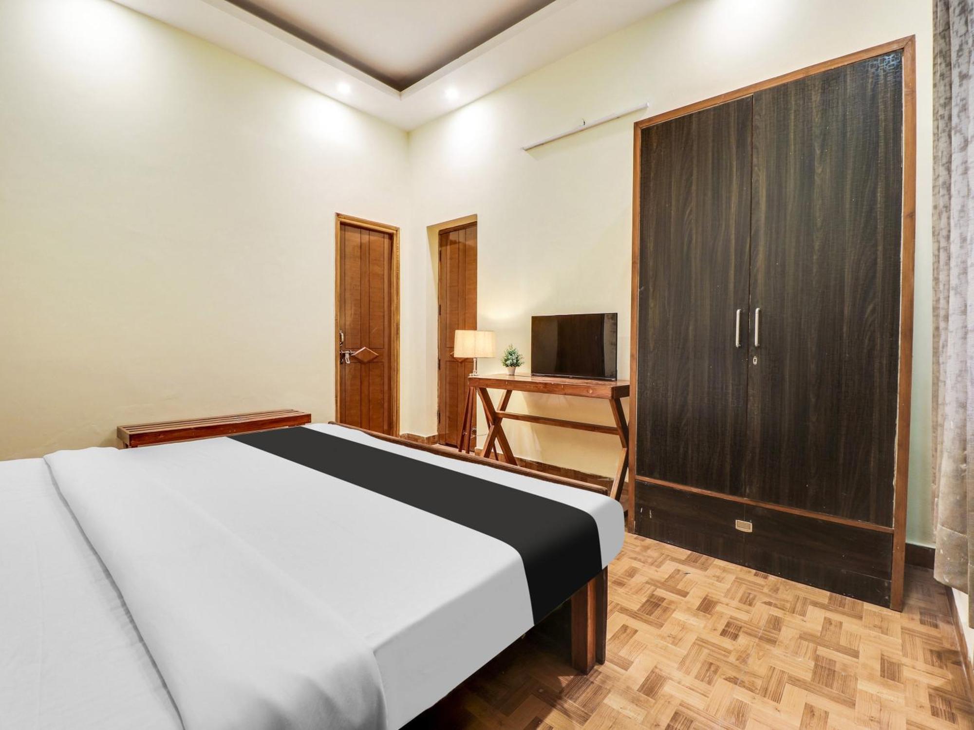 Hotel O Regal Індаур Екстер'єр фото