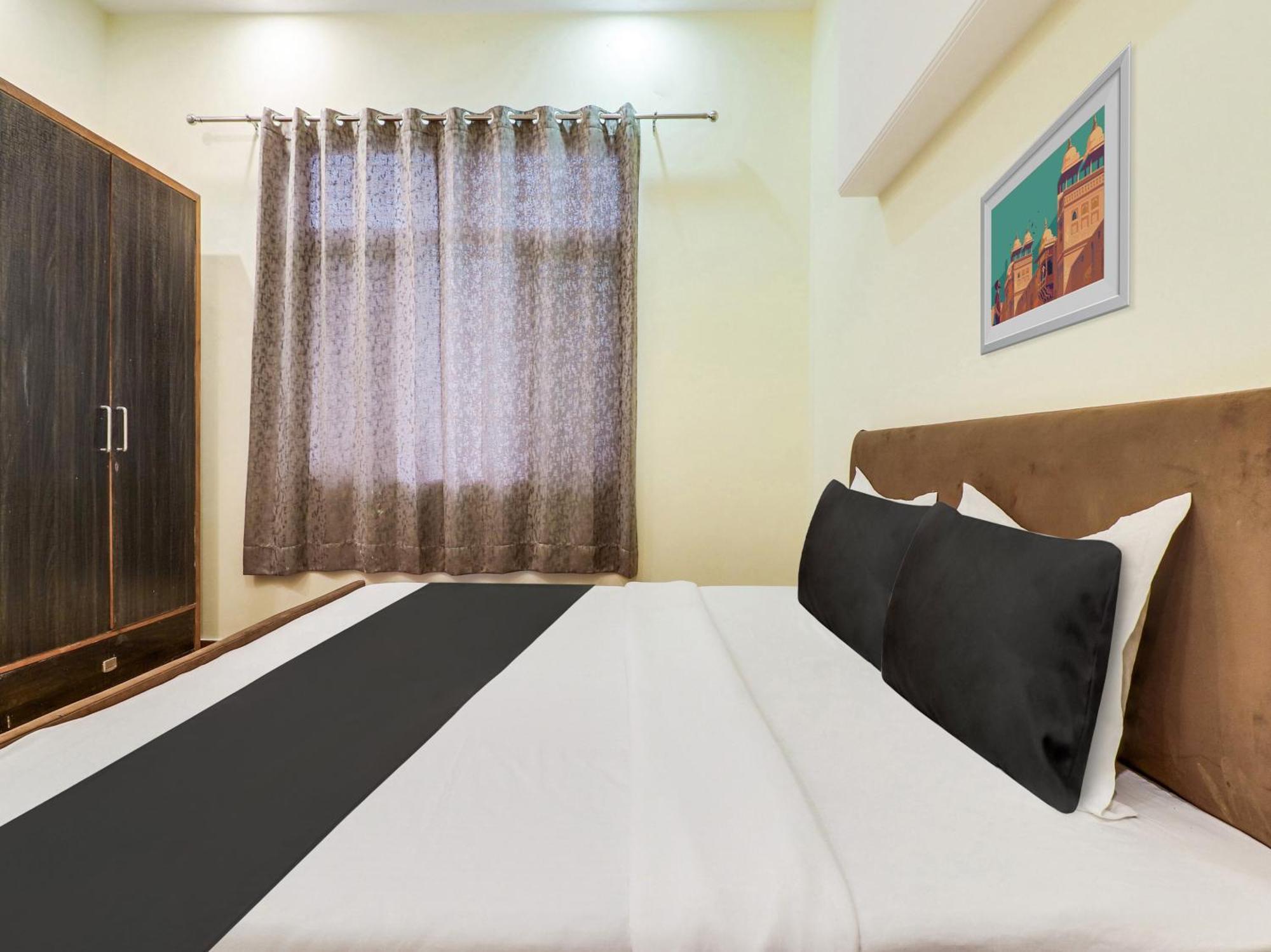 Hotel O Regal Індаур Екстер'єр фото